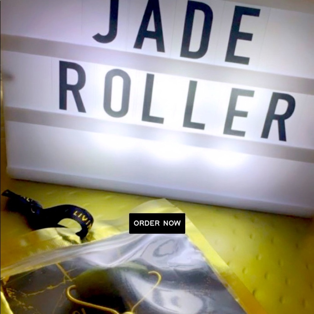 Jade roller